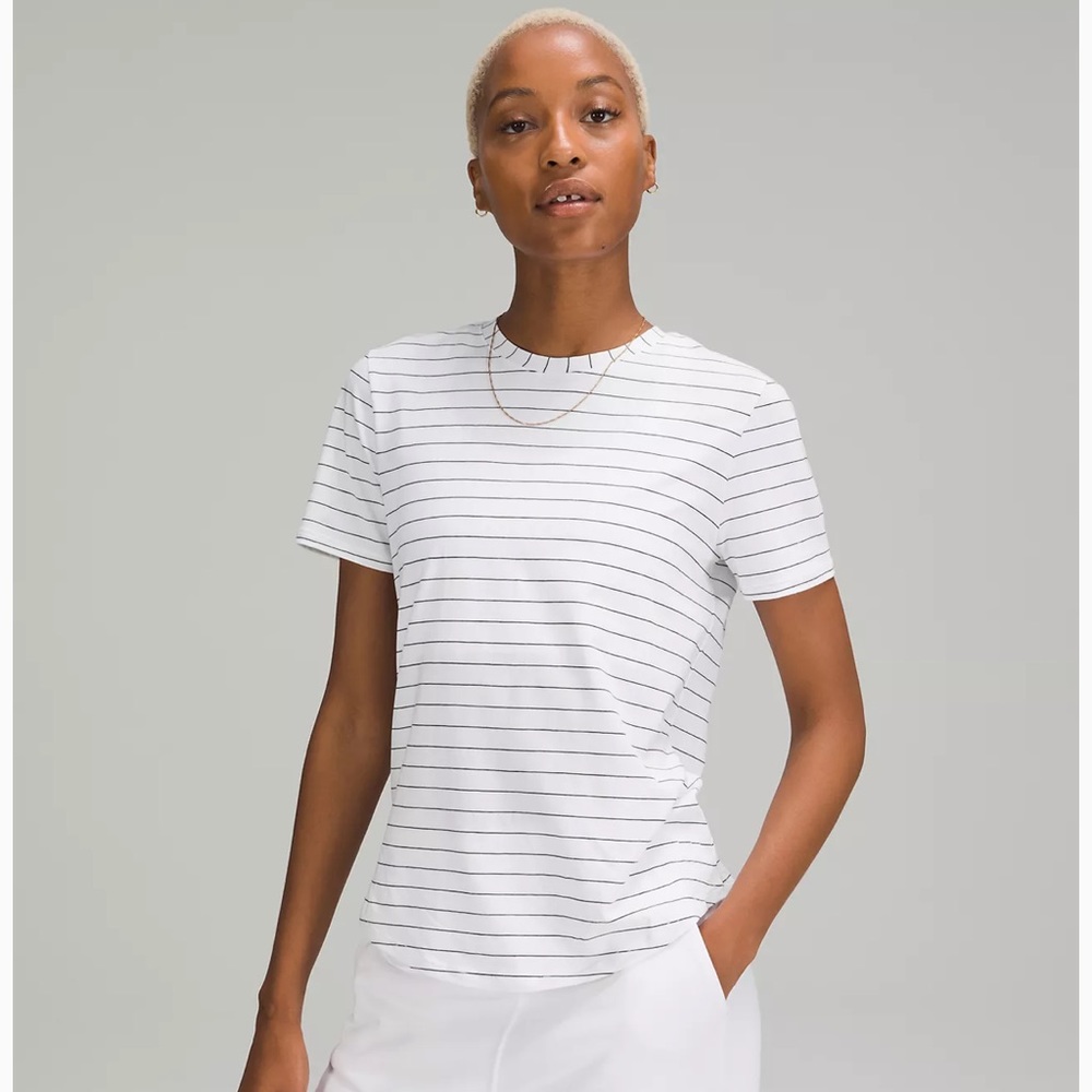 Lululemon love crewneck shirt